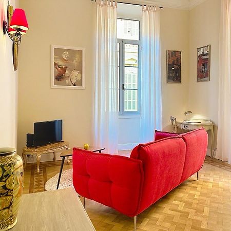 Elegant Old Nice Escape Luaran gambar